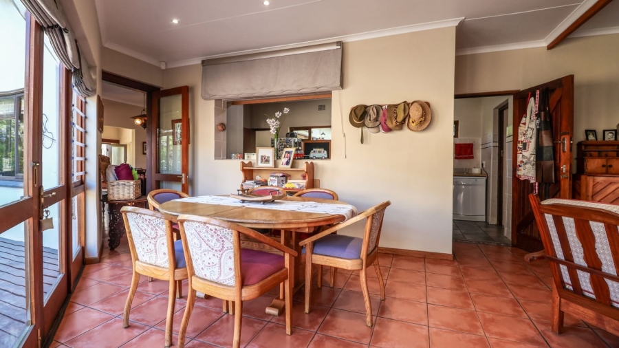 4 Bedroom Property for Sale in Dormehls Drift Western Cape